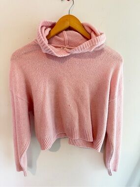 Aeropostale Light Pink Cropped Hooded Sweater